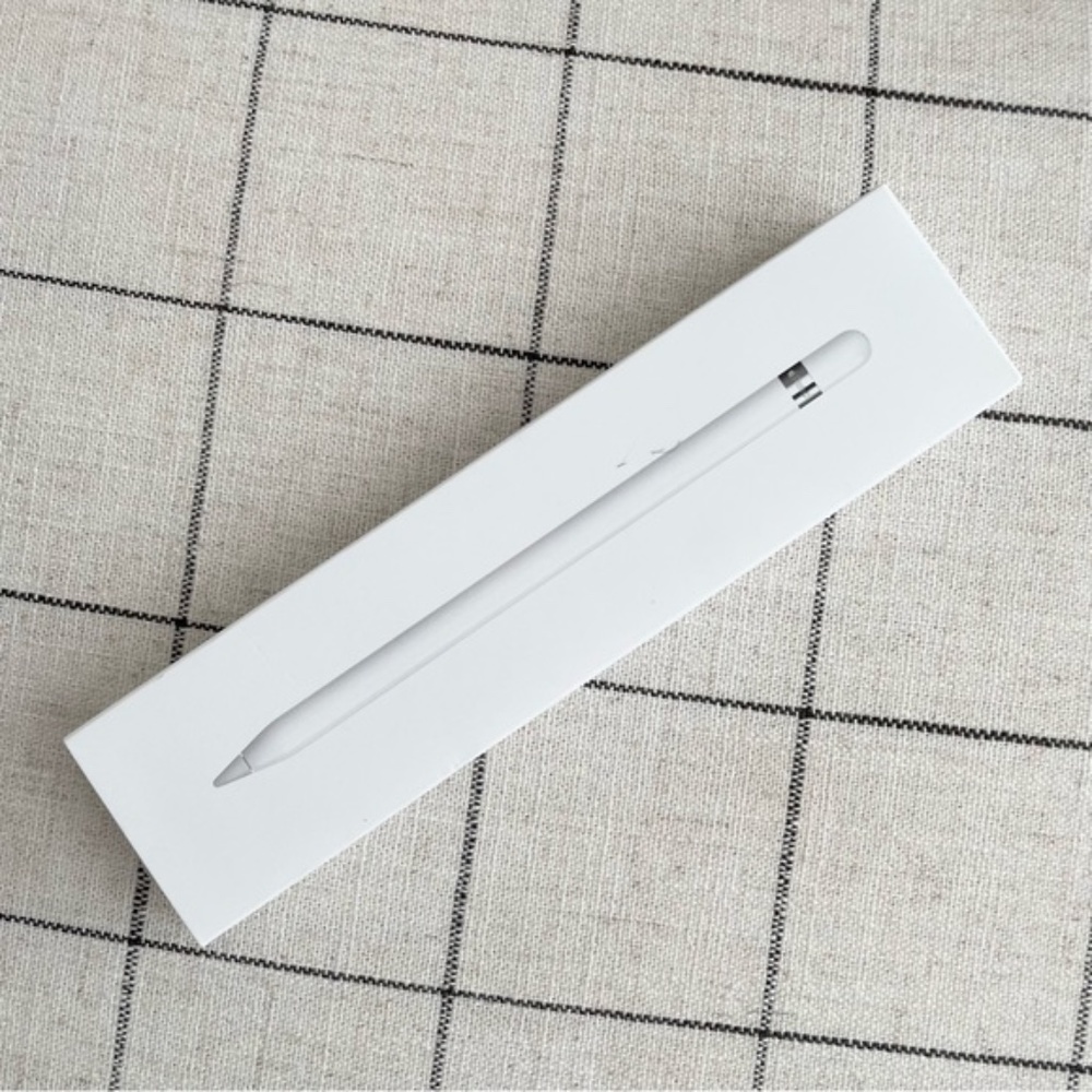 Apple Pencil First Generation + Box & Accessories